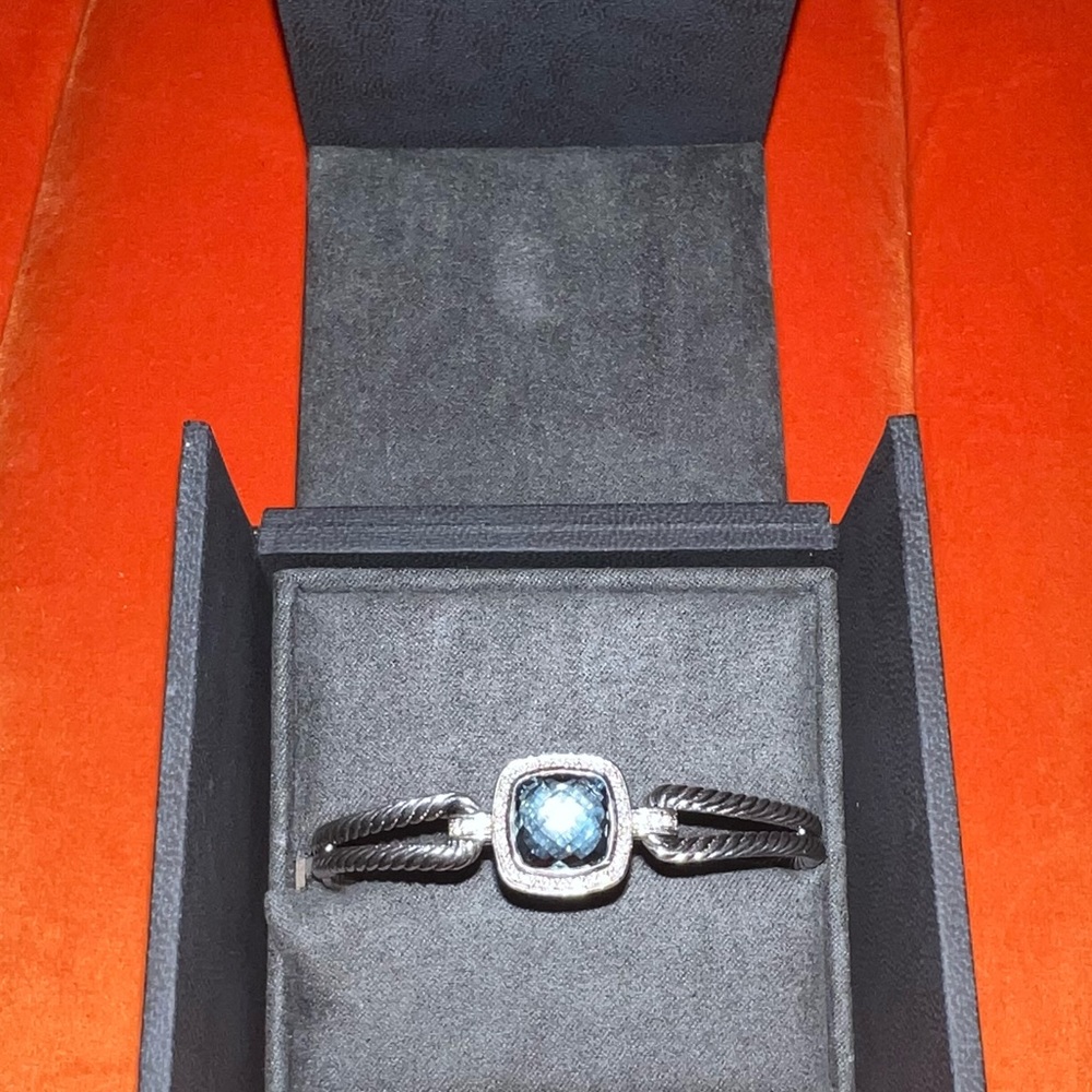 Albion Bracelet with Blue Topaz and Diamonds, 11mm- brand new NEVER WORN…